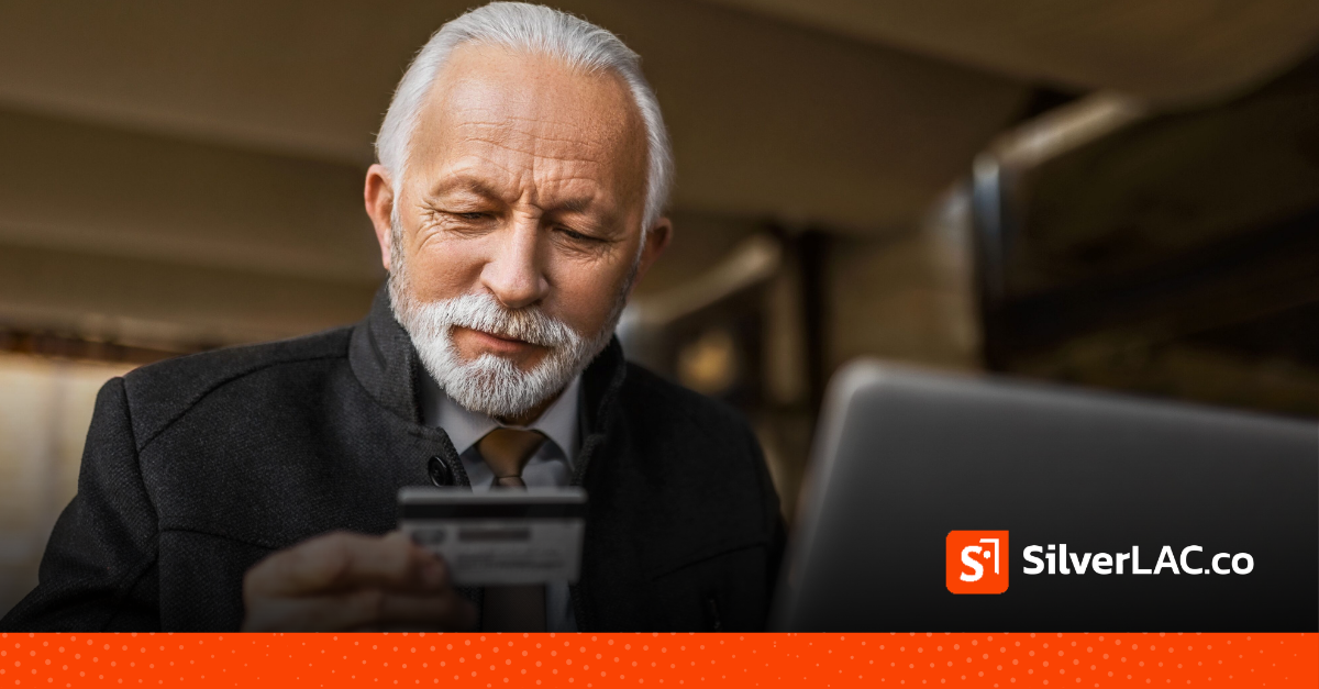 Bancos como primera línea de defensa contra fraudes a adultos mayores